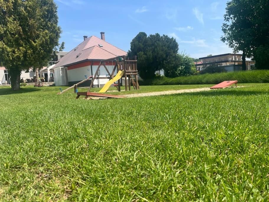 Hedon Brewing Niko Apartment - 200 Meter To The Beach Balatonvilágos Exterior photo