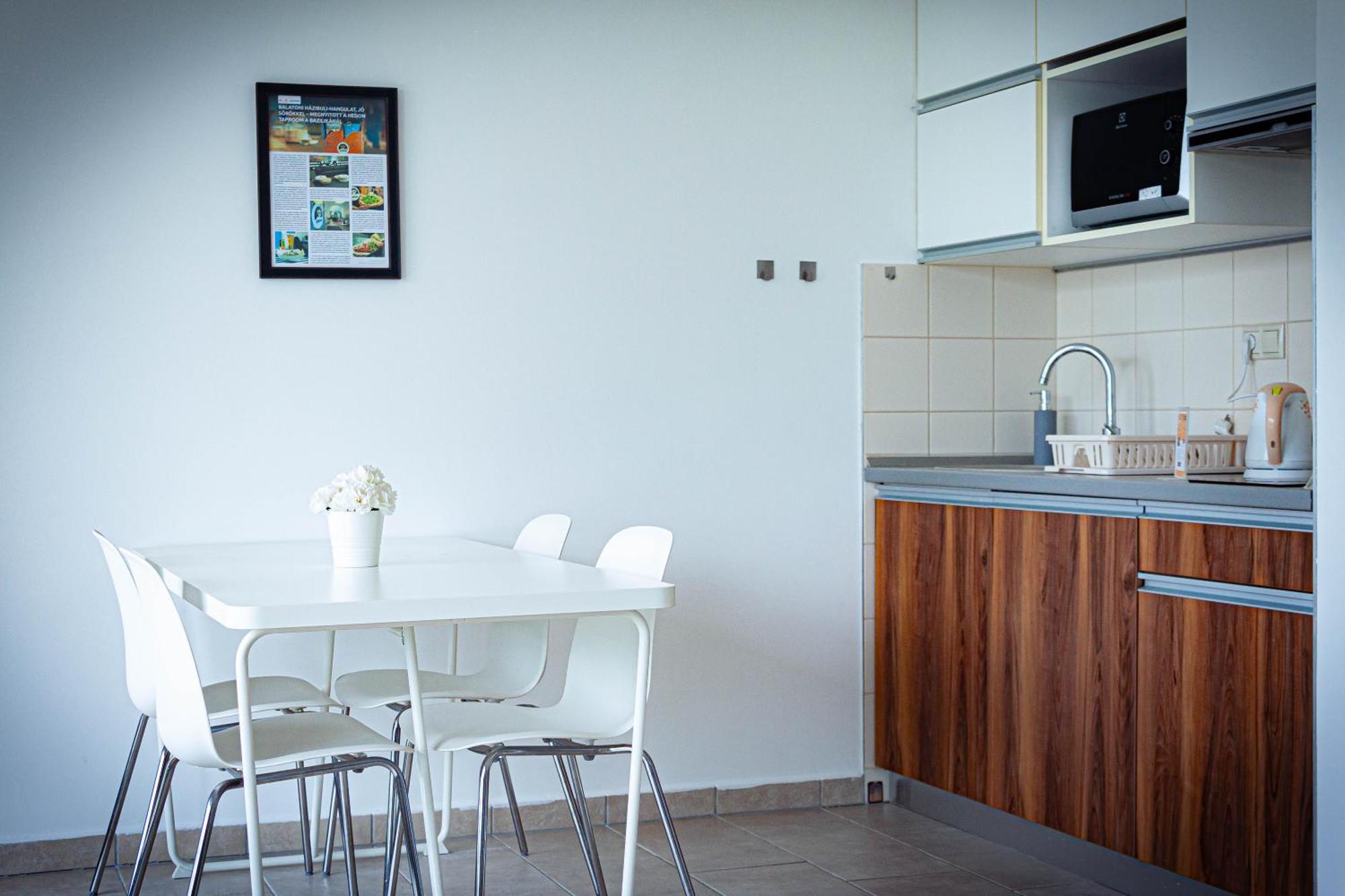 Hedon Brewing Niko Apartment - 200 Meter To The Beach Balatonvilágos Exterior photo